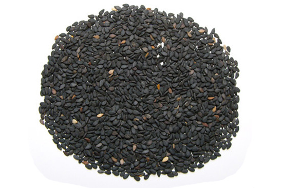 Черные семена похожие. Черный кунжут сезам. Чёрные семечки похожие на кунжут. Смайлайф кунжут черный семена семена, 100 г. Черные маленькие семечки.